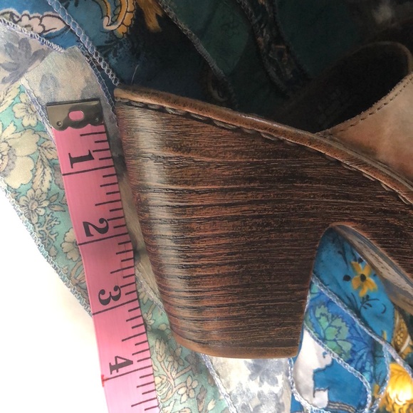 Born Haledon Taupe Clog Mules Women's Size 9 - Picture 7 of 13